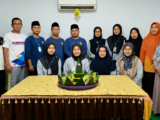 Penutupan MATAMUDA 2026 di MTs Insan Qur'ani Ranulogong bersama kepala madrasah, panitia, dan dewan guru